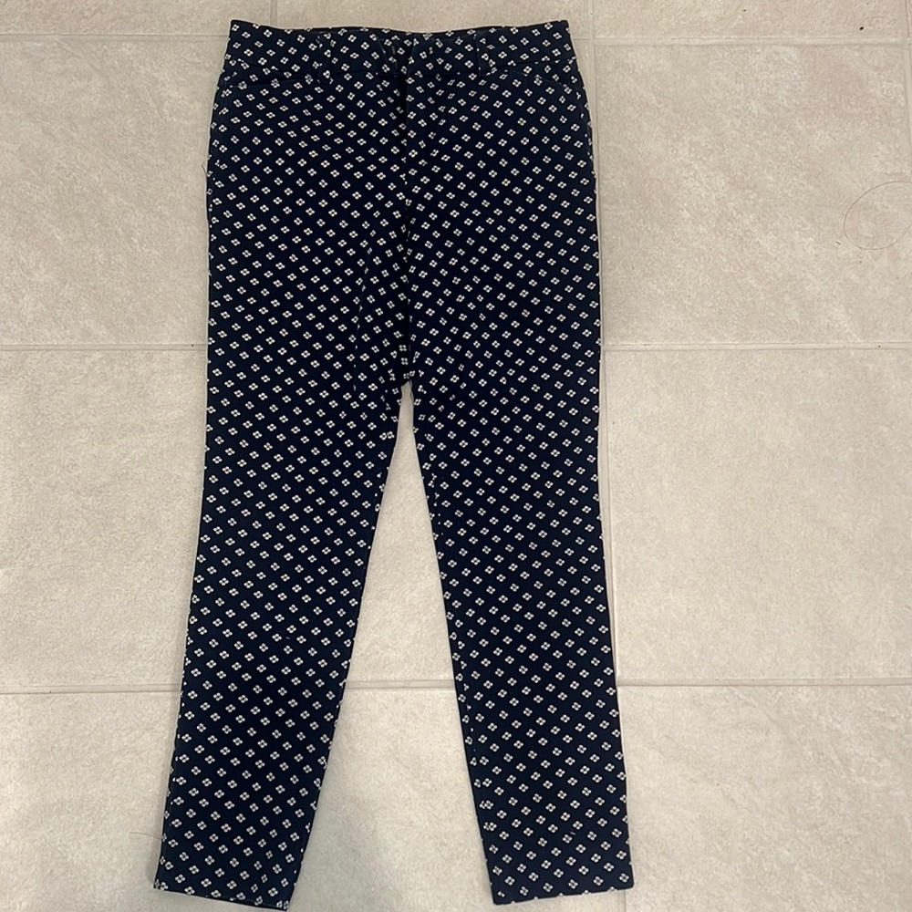 Old Navy straight leg casual pants w/ diamond shaped print; Dark Blue.